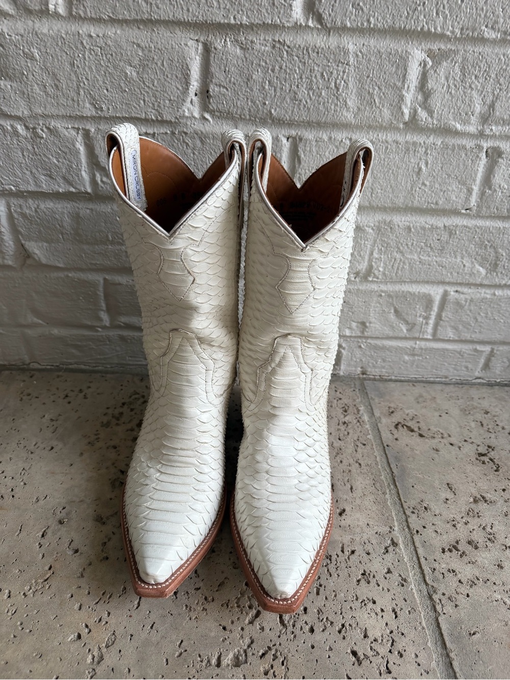 White Western Heeled Boot - Women's Stylish Cowboy Boot - Picture 13 of 15